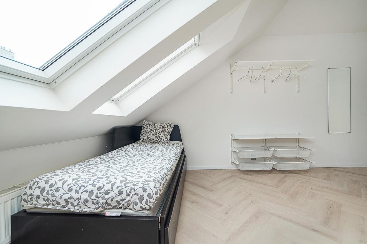 Big 4-bedroom flat, terrace with great Vítkov view Praga Exterior foto